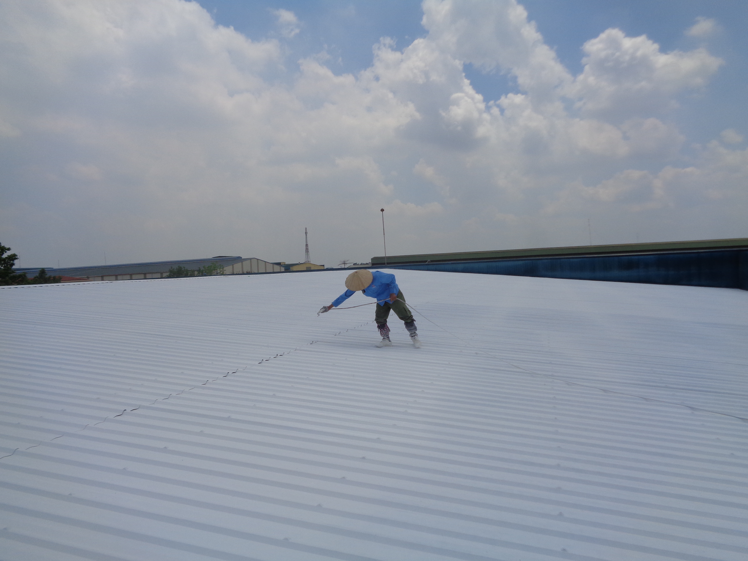 Thi công sơn chống nóng Adgreencoat tại nhà máy Brother (KCN Amata) 17,000 m2
